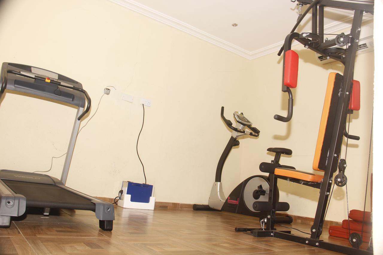 Crown Cottage Hotel Икея Экстерьер фото